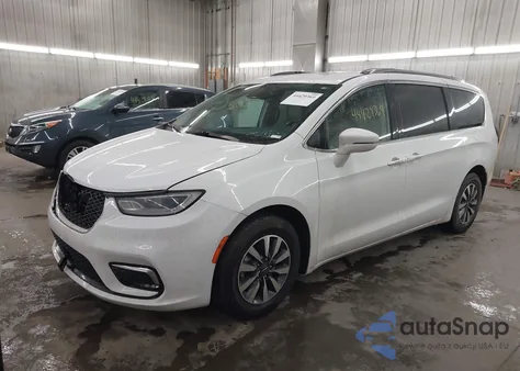 2021 Chrysler Pacifica Touring L z USA, uszkodzony, nr VIN 2C4RC1BG6MR531598